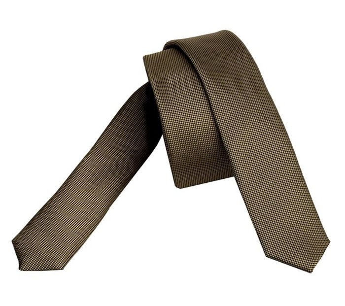 corbata estrecha dorada